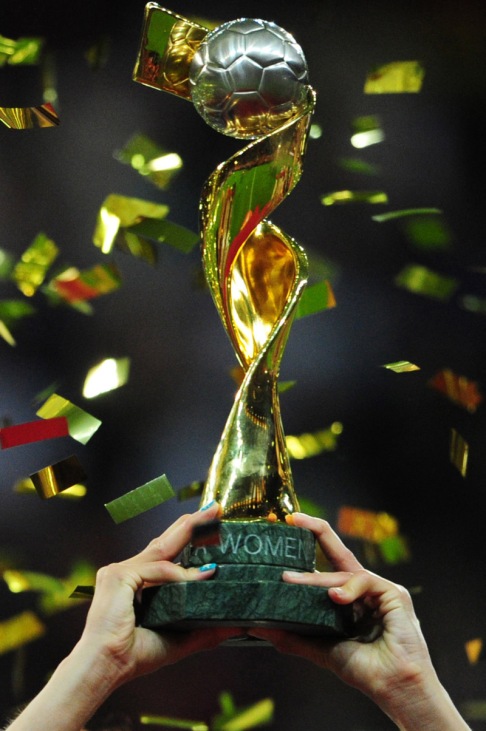 womens-world-cup-trophy
